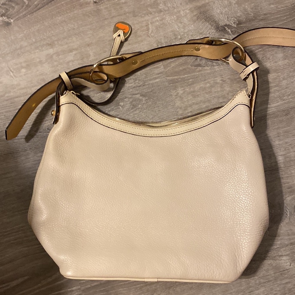 - Dooney & Bourke Bag